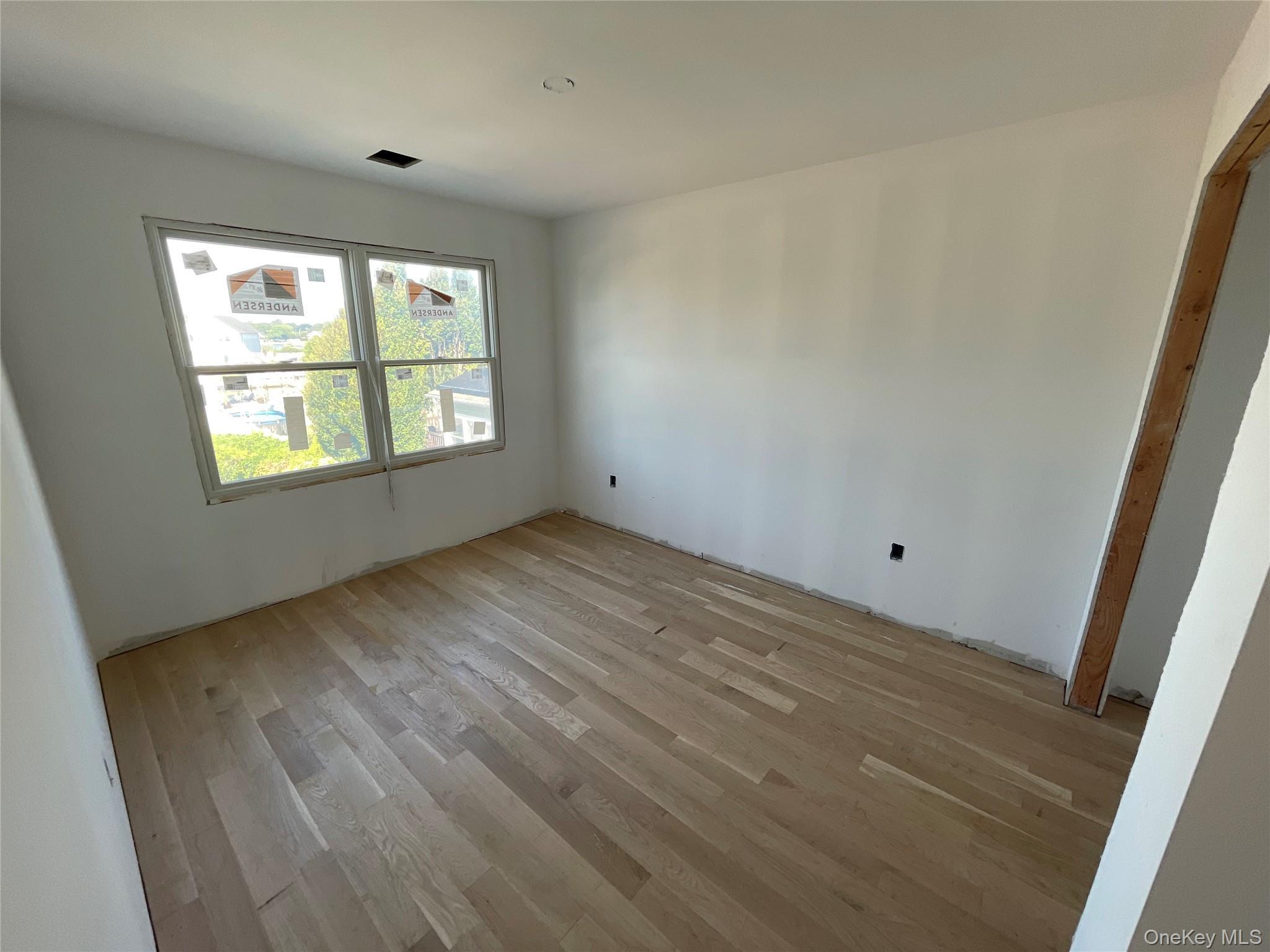 Single Family Clocks  Nassau County, NY 11758, MLS-875005-27