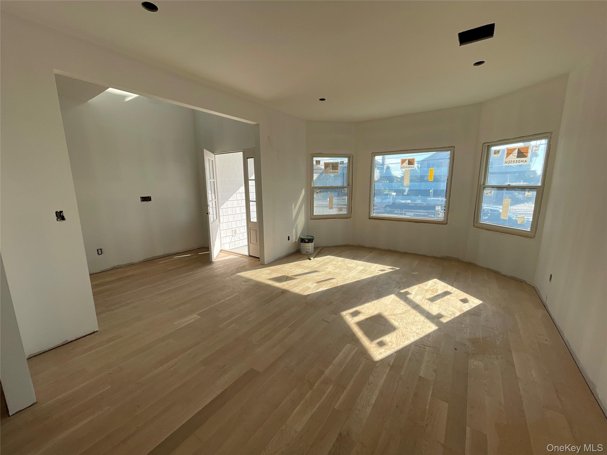 Single Family Clocks  Nassau County, NY 11758, MLS-875005-8