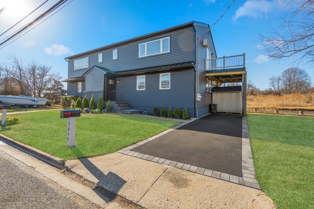 Single Family Shore  Nassau County, NY 11783, MLS-875031-3