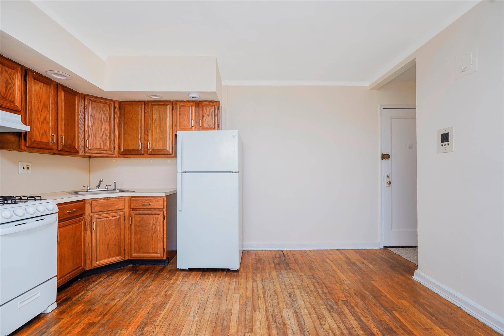 Coop Ridge  Brooklyn, NY 11209, MLS-875040-11