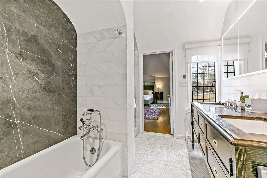 Single Family Old Army  Westchester County, NY 10583, MLS-875041-17