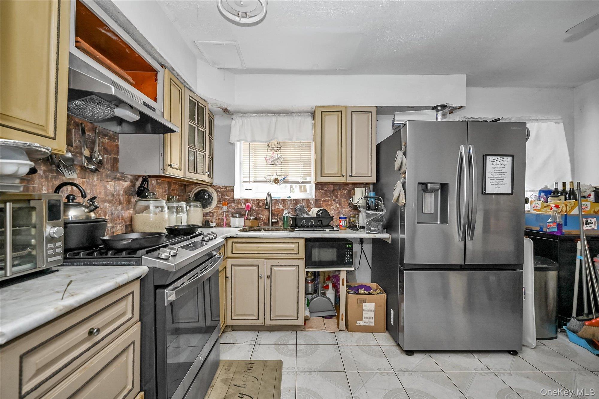 Single Family Linden  Queens, NY 11434, MLS-875064-4