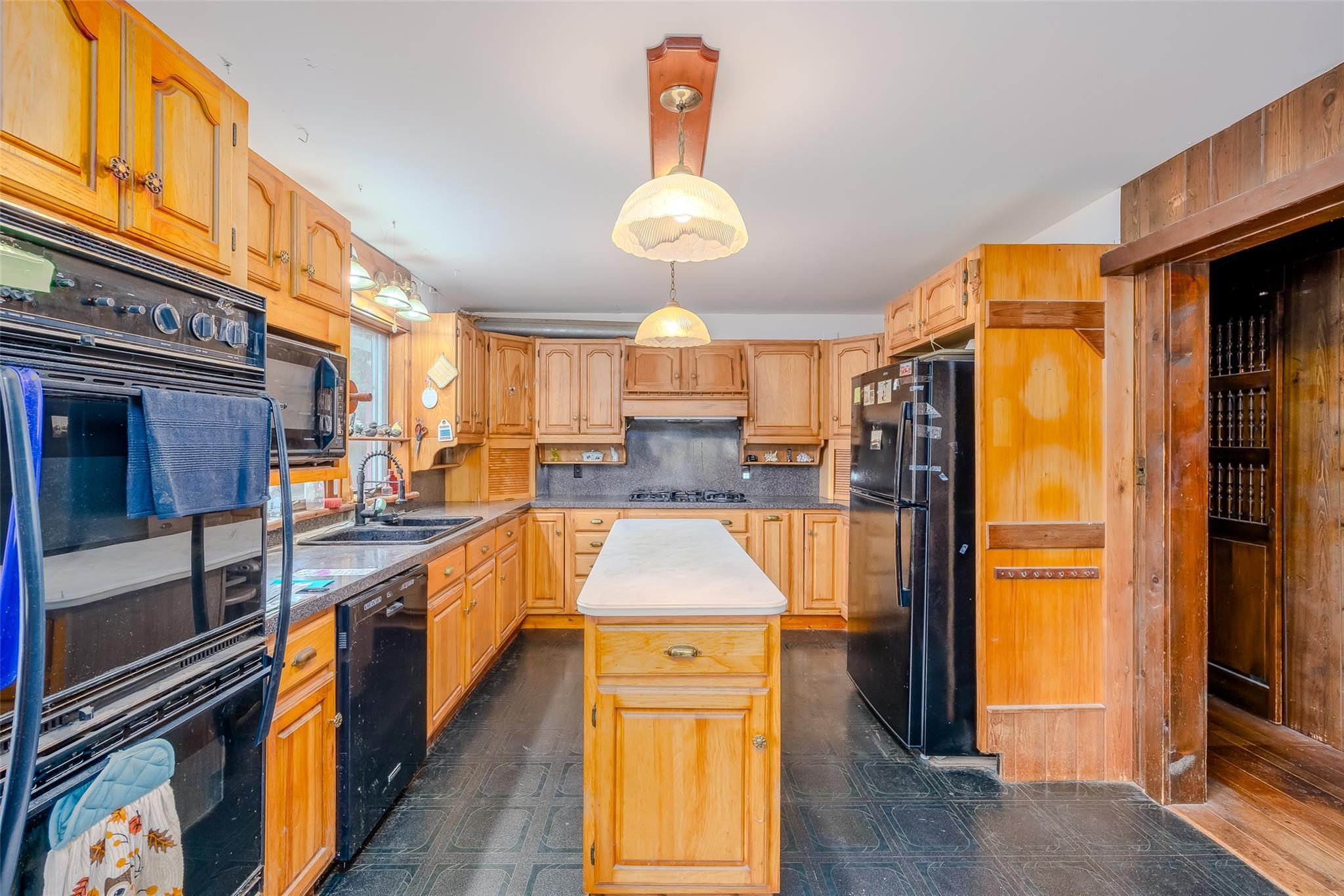 Single Family Elder  Suffolk County, NY 11951, MLS-875071-18