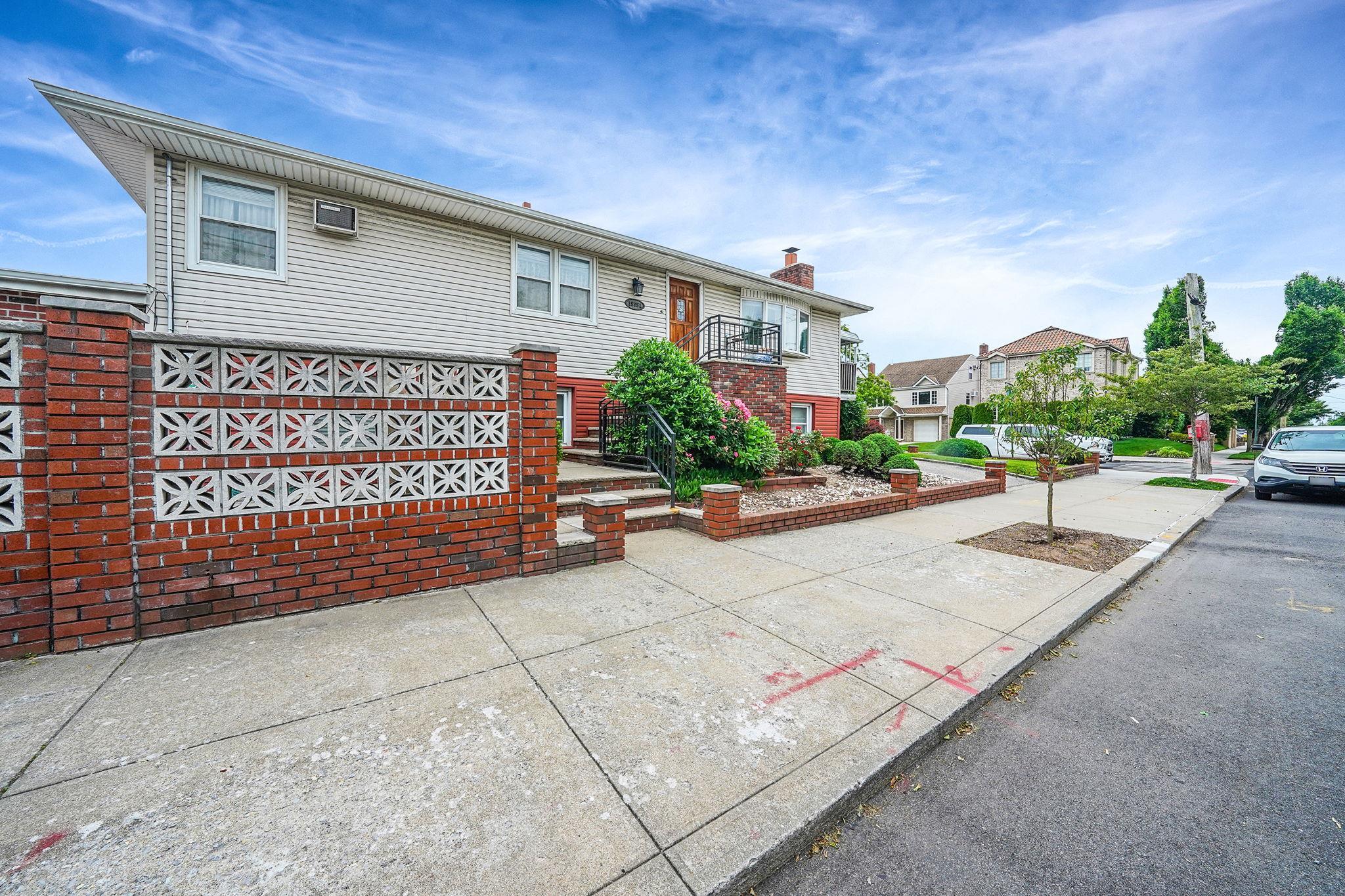 Single Family 160th  Queens, NY 11414, MLS-875077-2