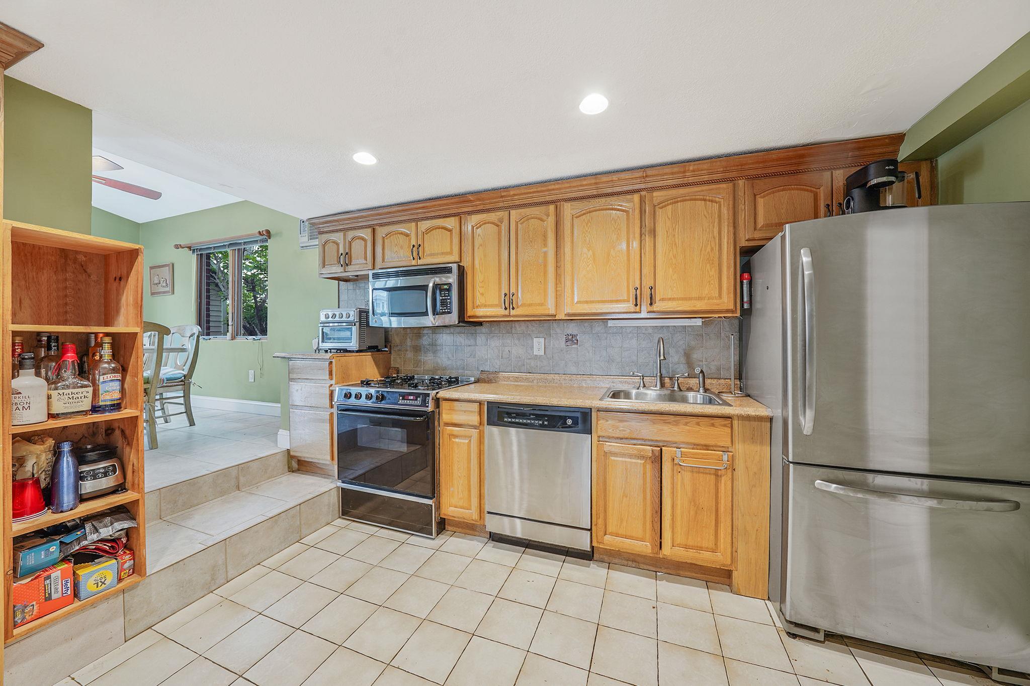 Single Family 160th  Queens, NY 11414, MLS-875077-23