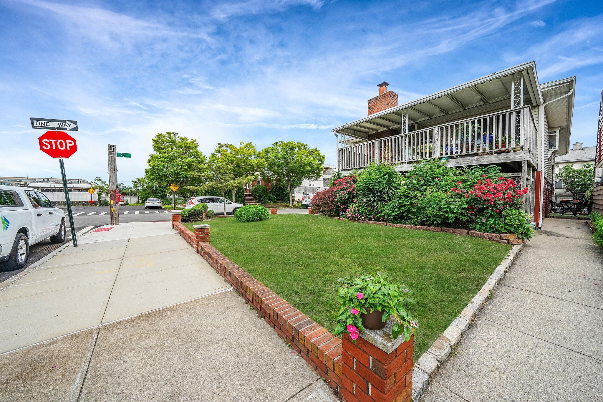Single Family 160th  Queens, NY 11414, MLS-875077-4