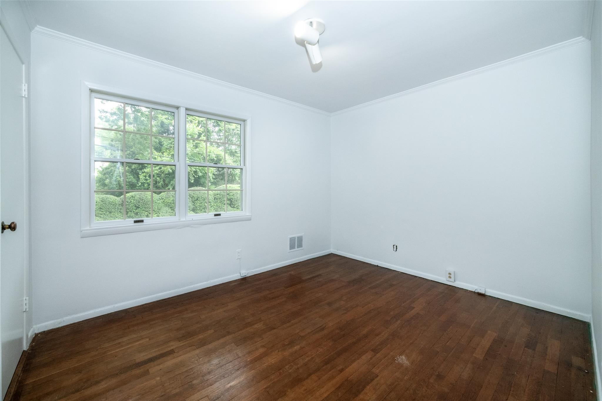 Single Family Coutant  Westchester County, NY 10804, MLS-875082-16