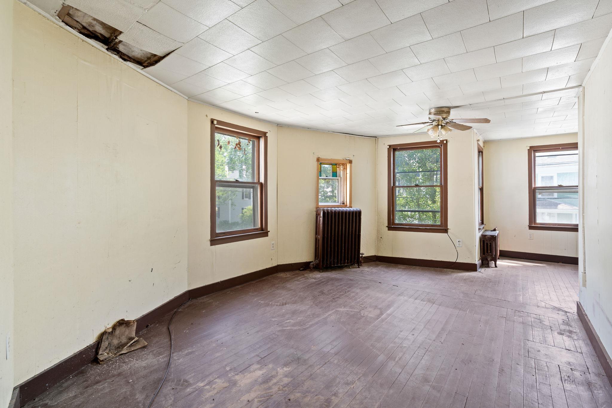 Single Family Fair  Ulster County, NY 12401, MLS-875112-24