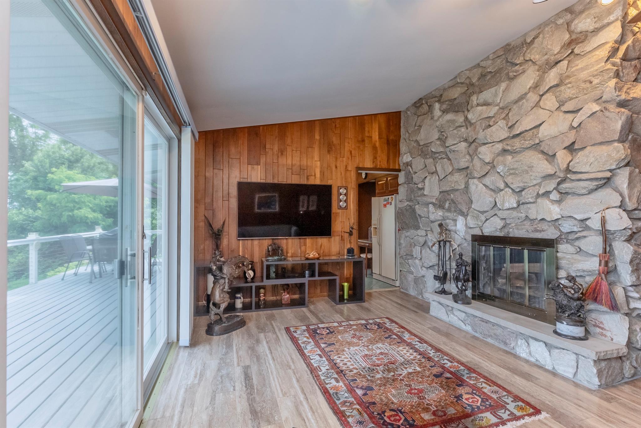 Single Family Riverview  Ulster County, NY 12401, MLS-875122-10