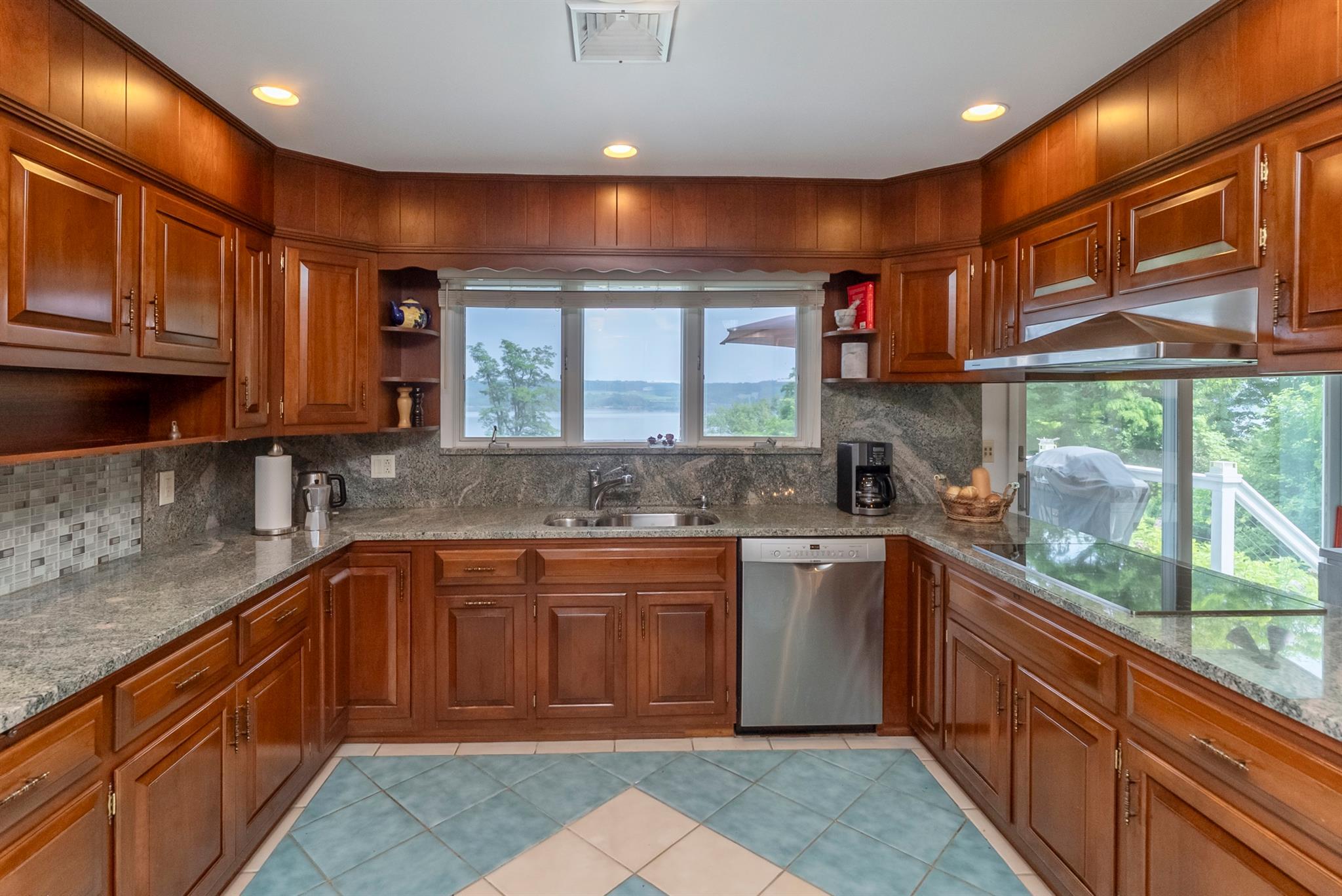 Single Family Riverview  Ulster County, NY 12401, MLS-875122-12
