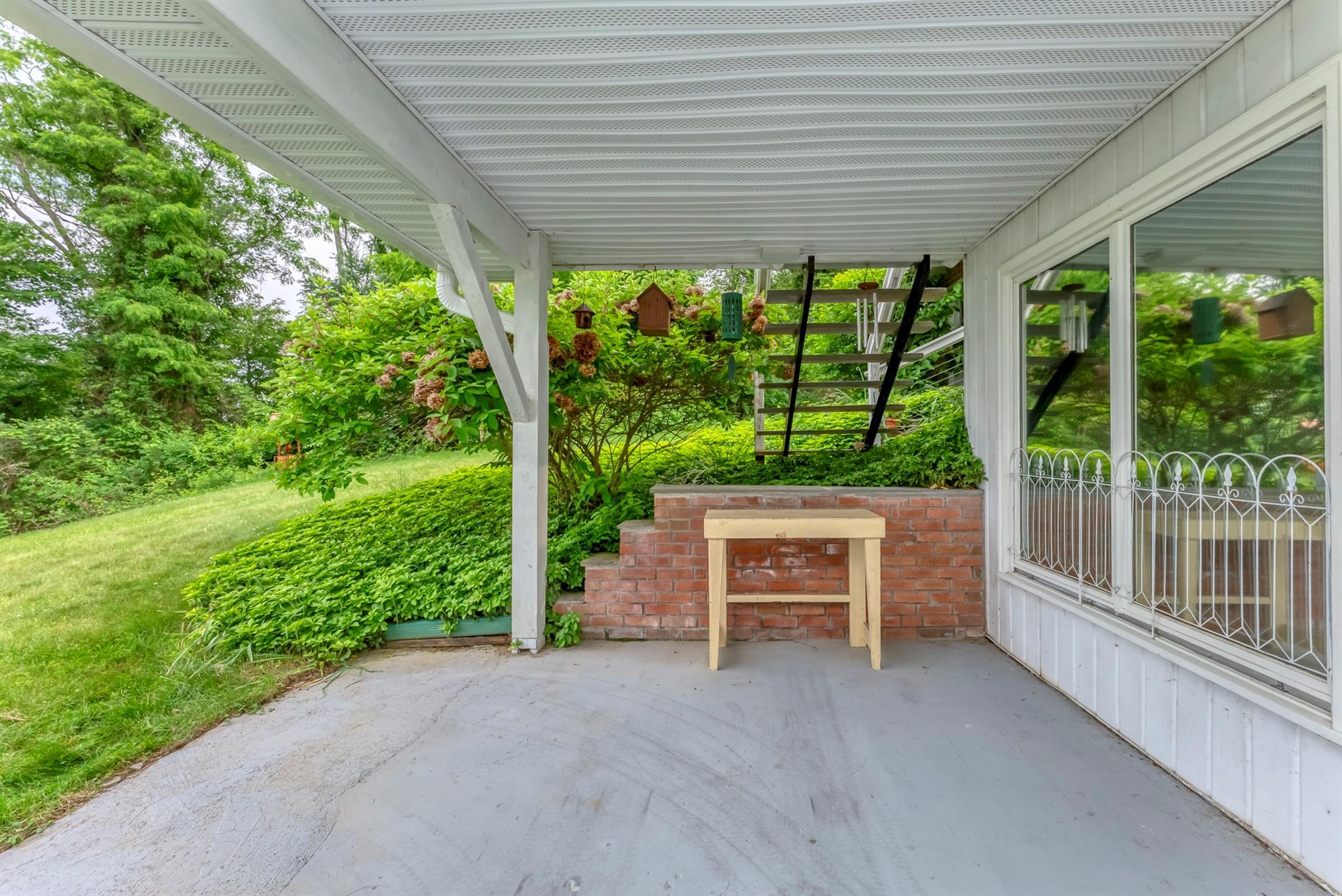 Single Family Riverview  Ulster County, NY 12401, MLS-875122-38