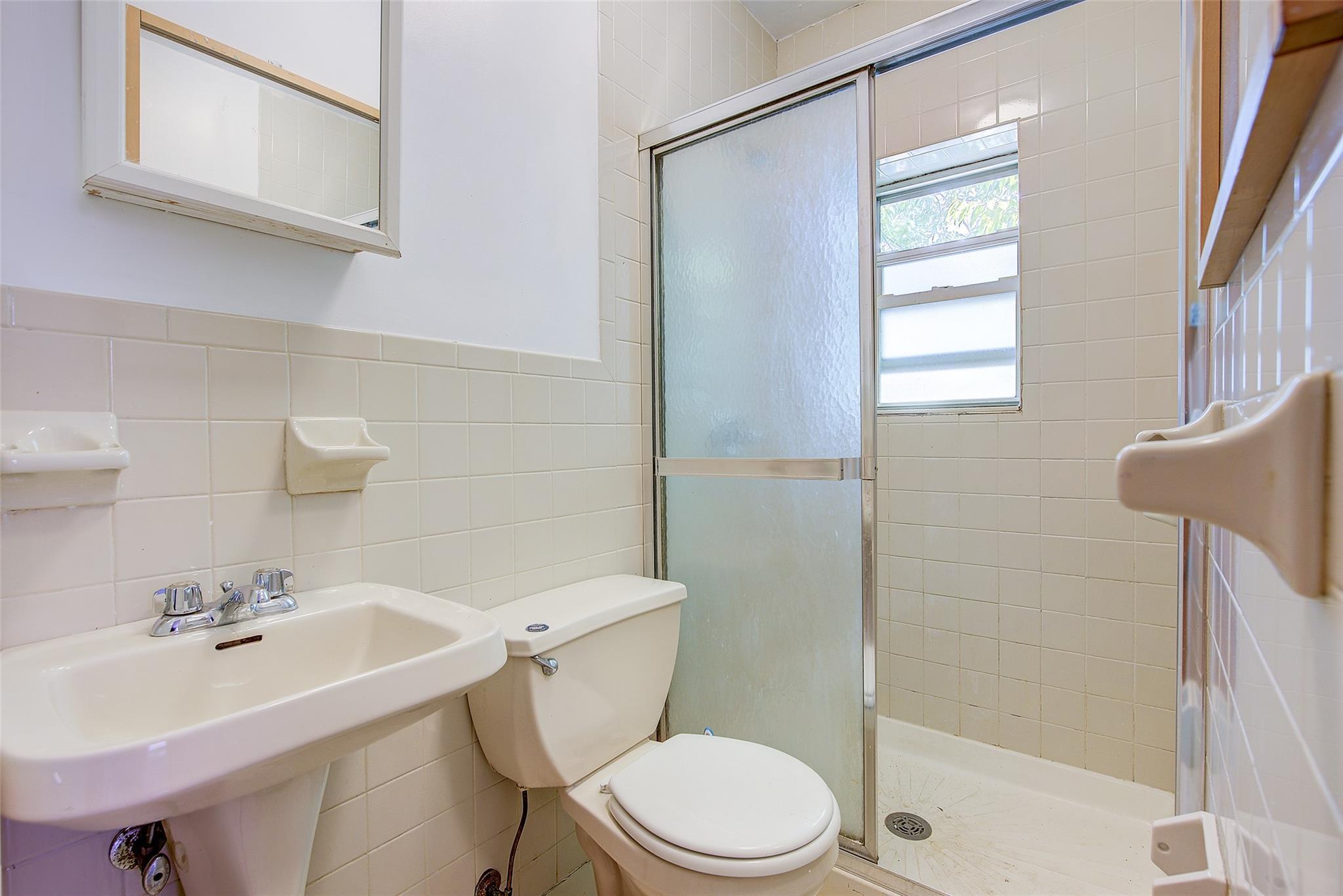 Single Family 54th  Queens, NY 11377, MLS-875128-24