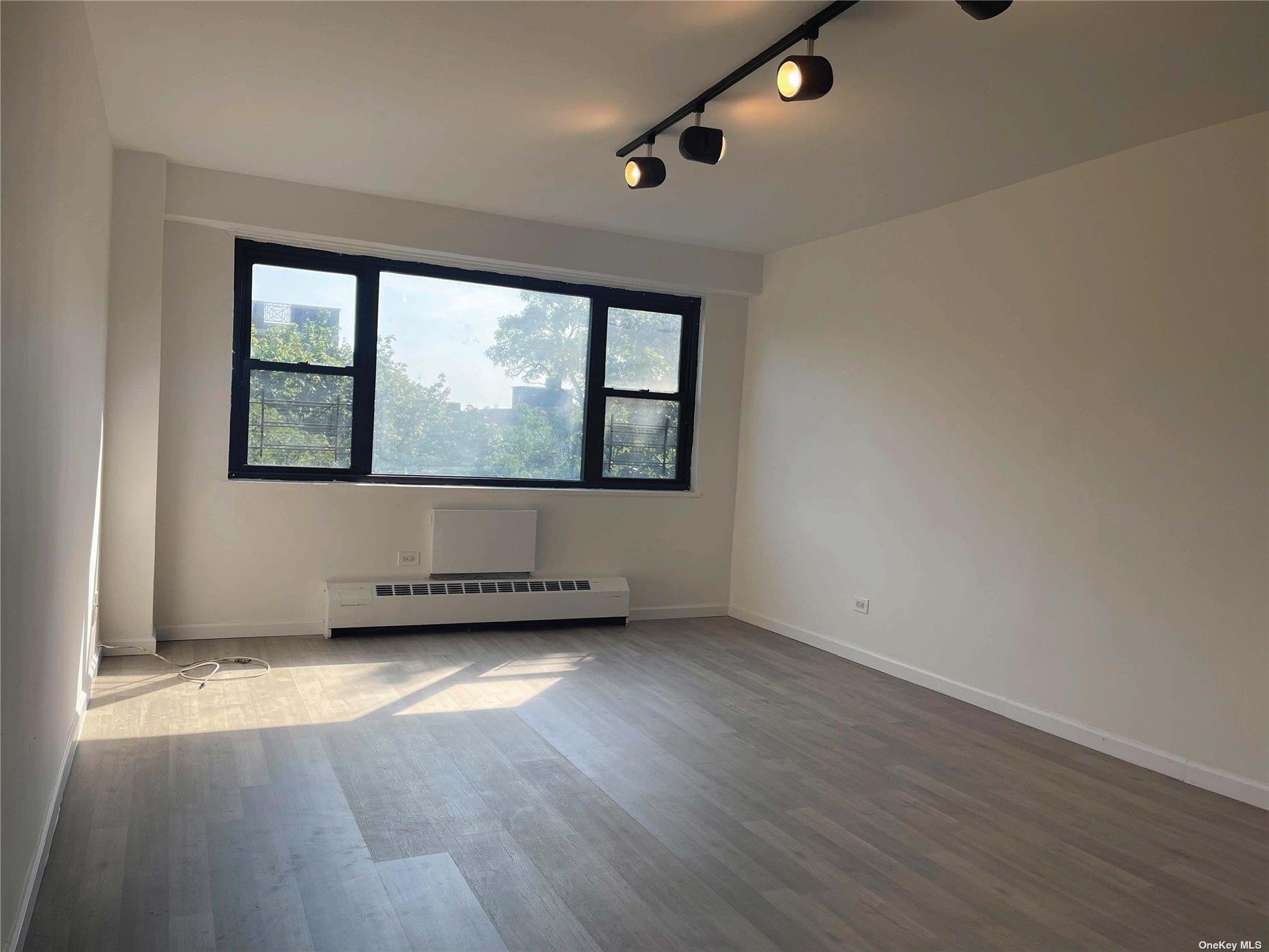 Coop 118th  Queens, NY 11415, MLS-875153-3