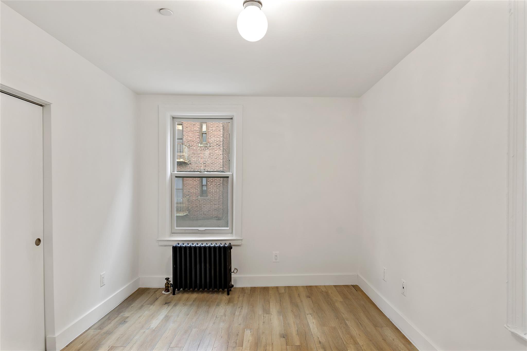 Single Family Grant  Bronx, NY 10456, MLS-875154-16