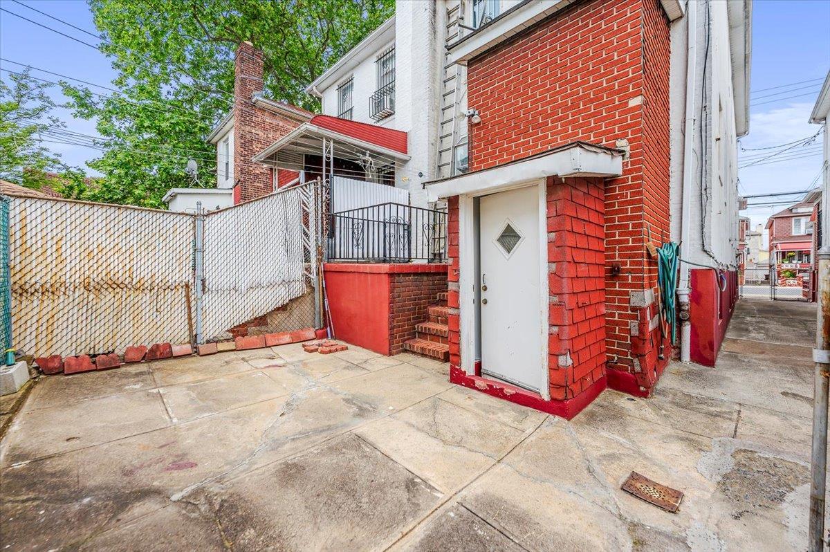Single Family Beverley  Brooklyn, NY 11203, MLS-875169-21