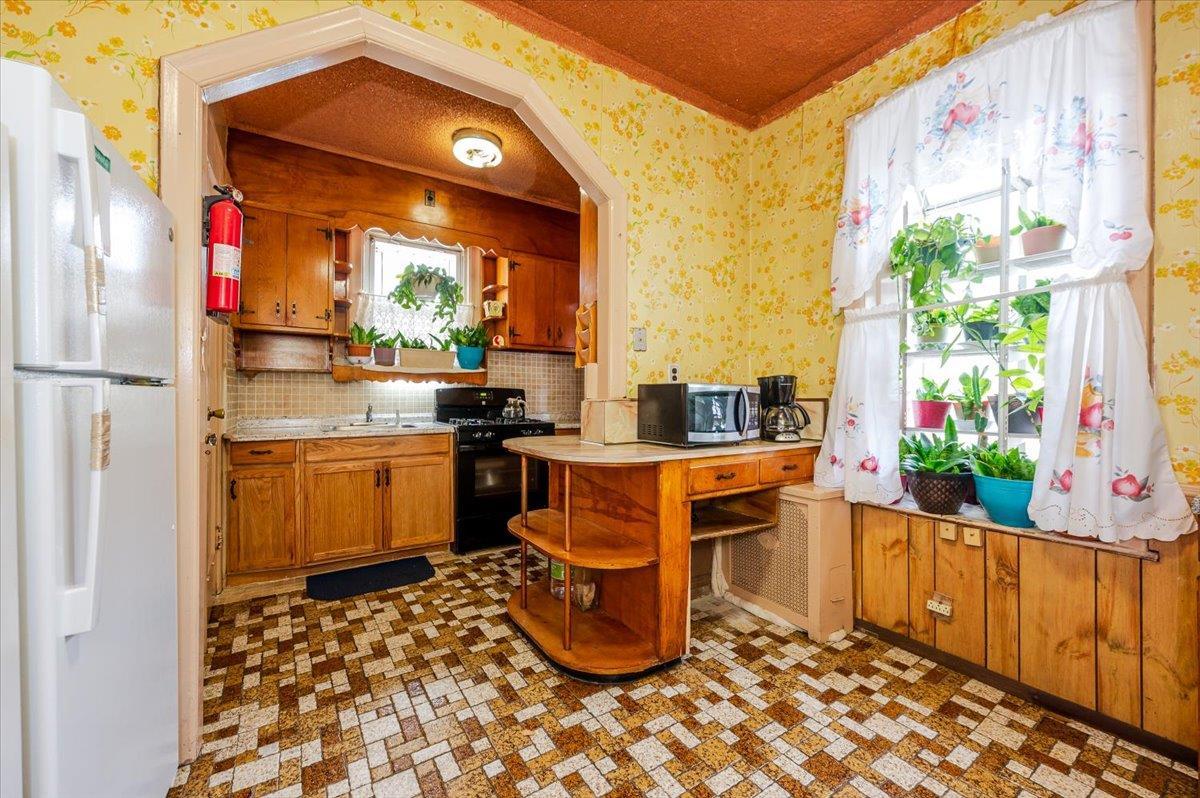 Single Family Beverley  Brooklyn, NY 11203, MLS-875169-8
