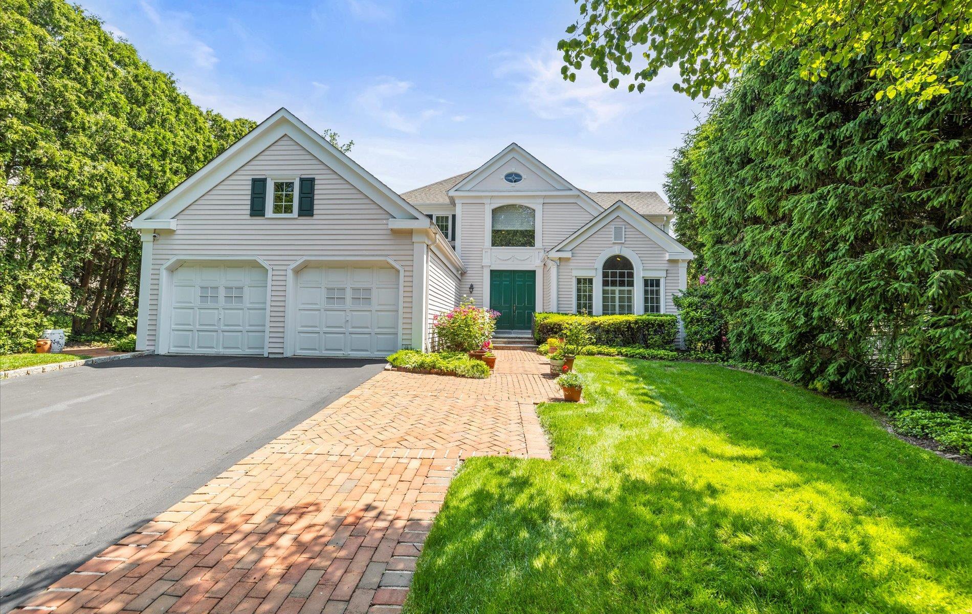 Single Family Hickory  Nassau County, NY 11030, MLS-875177-3