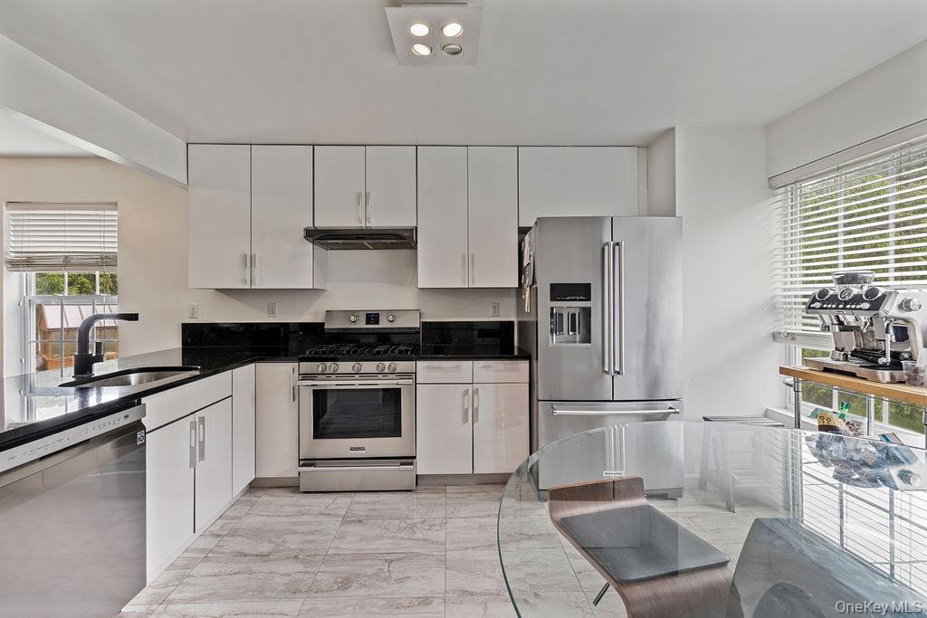 Single Family Lombardi  Rockland County, NY 10956, MLS-875193-4