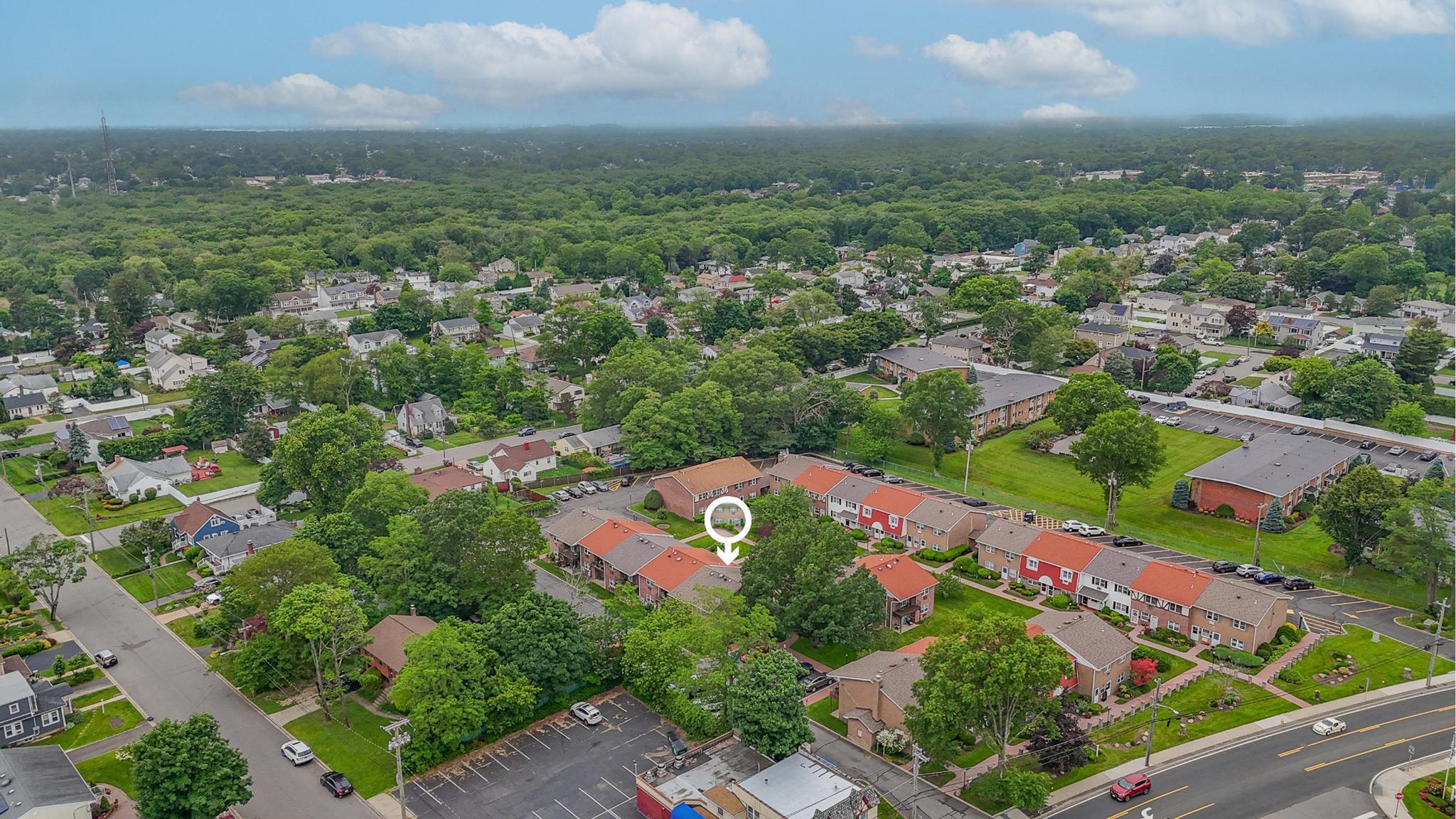 Condo Springwood  Suffolk County, NY 11703, MLS-875199-16