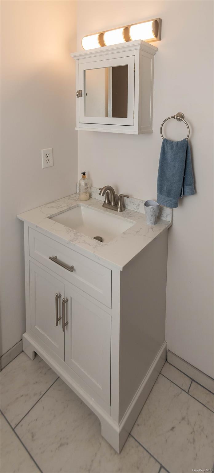 Single Family Birch  Dutchess County, NY 12569, MLS-875200-26