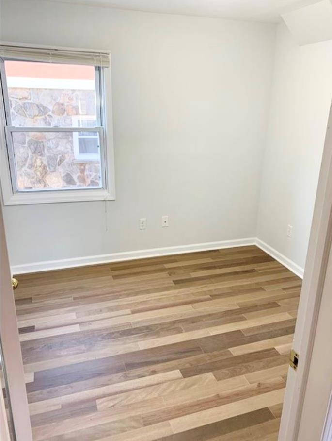 Single Family Grand  Westchester County, NY 10520, MLS-875207-11