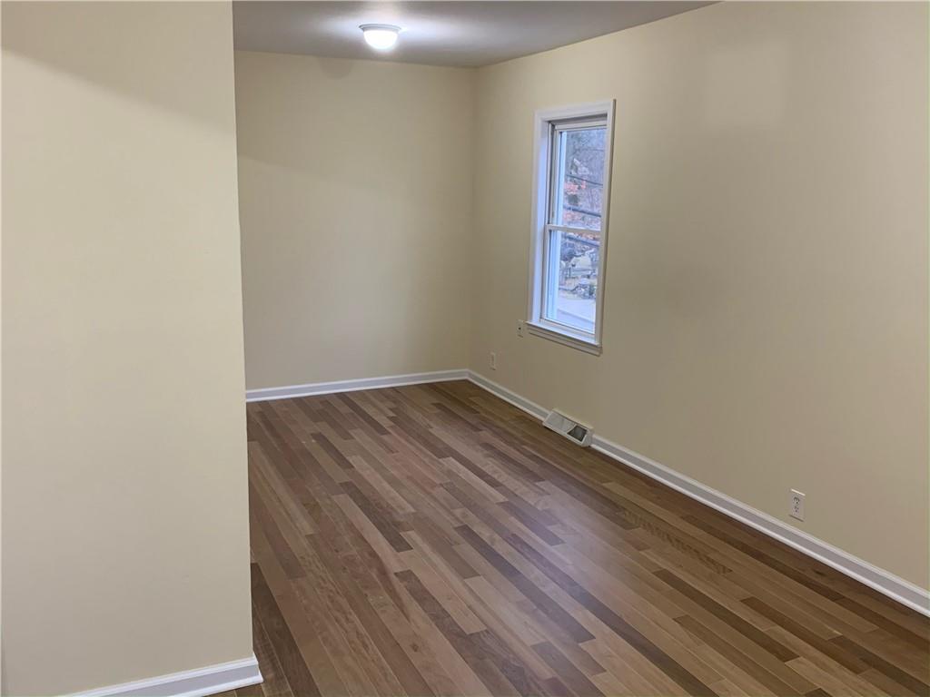 Single Family Grand  Westchester County, NY 10520, MLS-875207-5