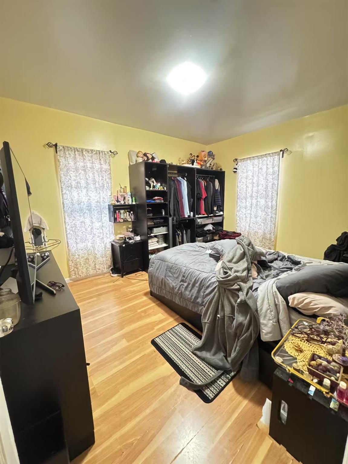 Single Family Forley  Queens, NY 11373, MLS-875208-5