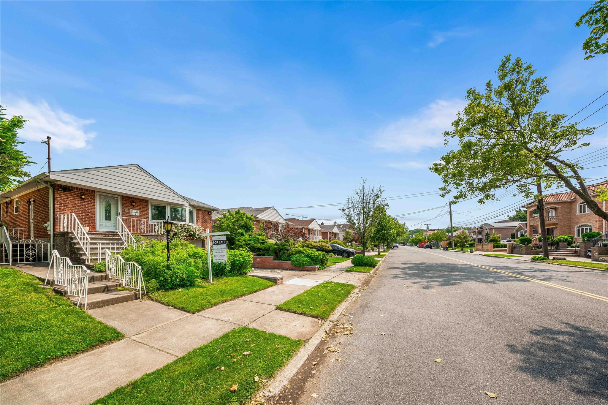 Single Family 11 Avenue  Queens, NY 11357, MLS-875211-2