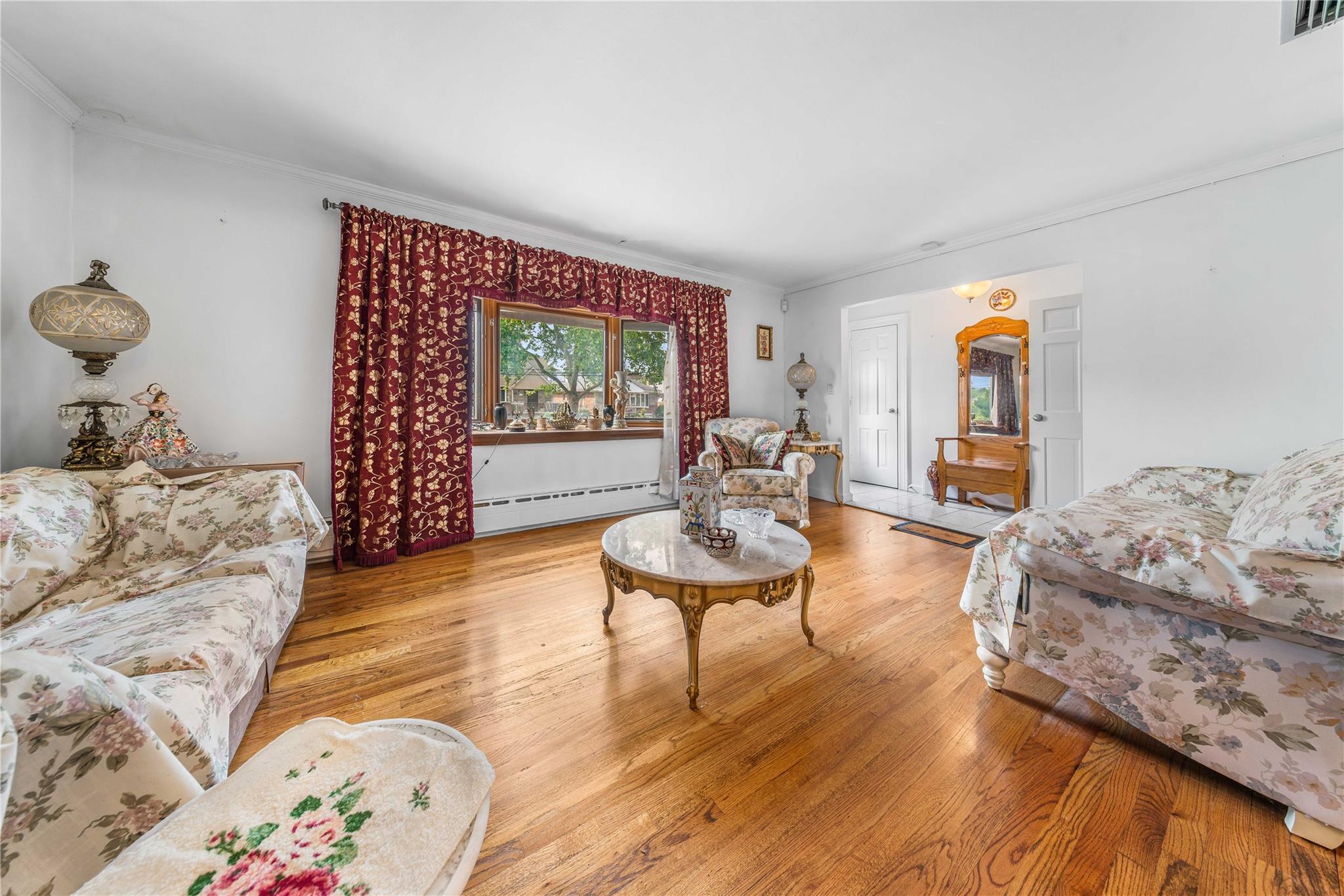 Single Family 11 Avenue  Queens, NY 11357, MLS-875211-3