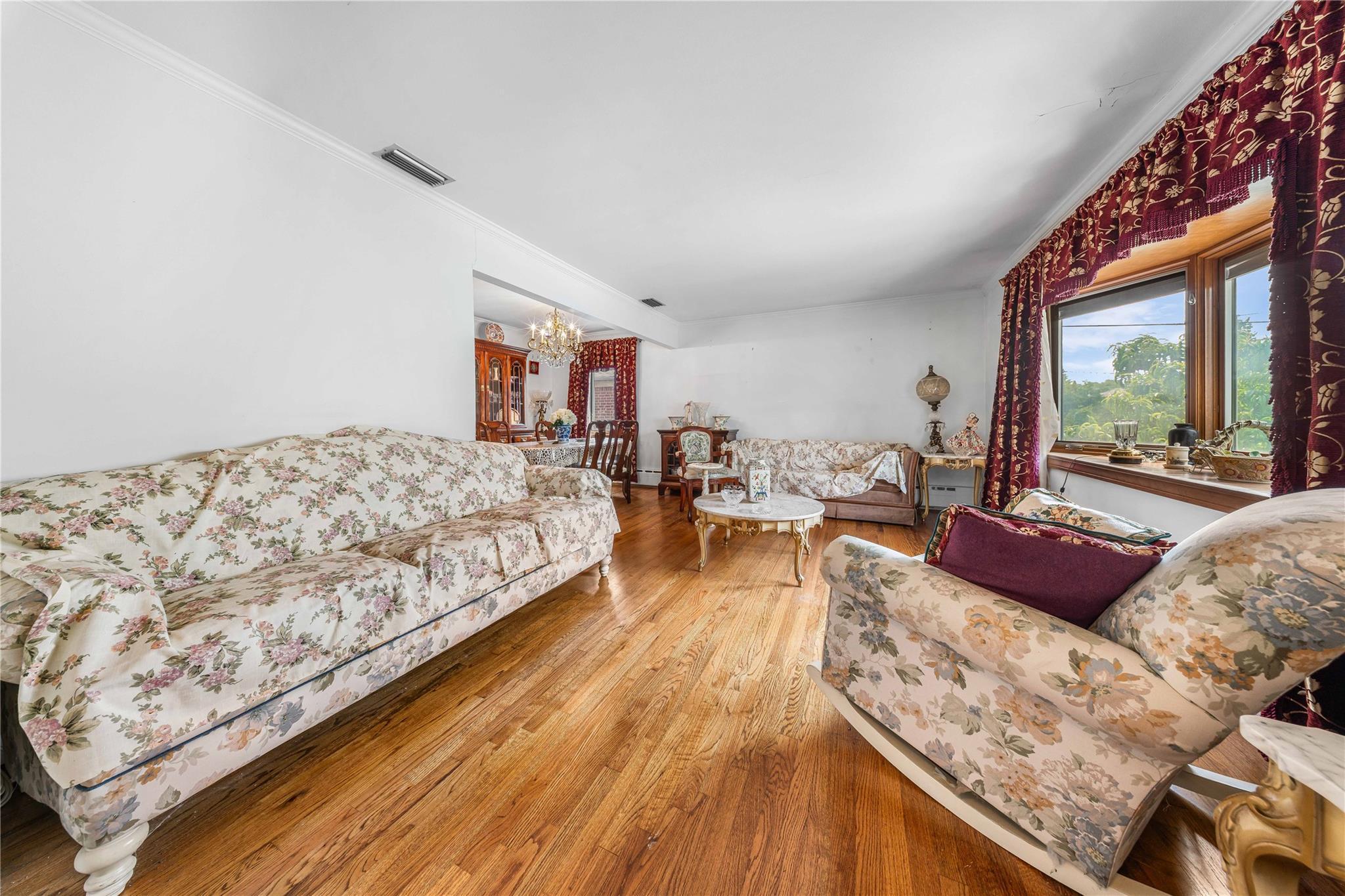 Single Family 11 Avenue  Queens, NY 11357, MLS-875211-6