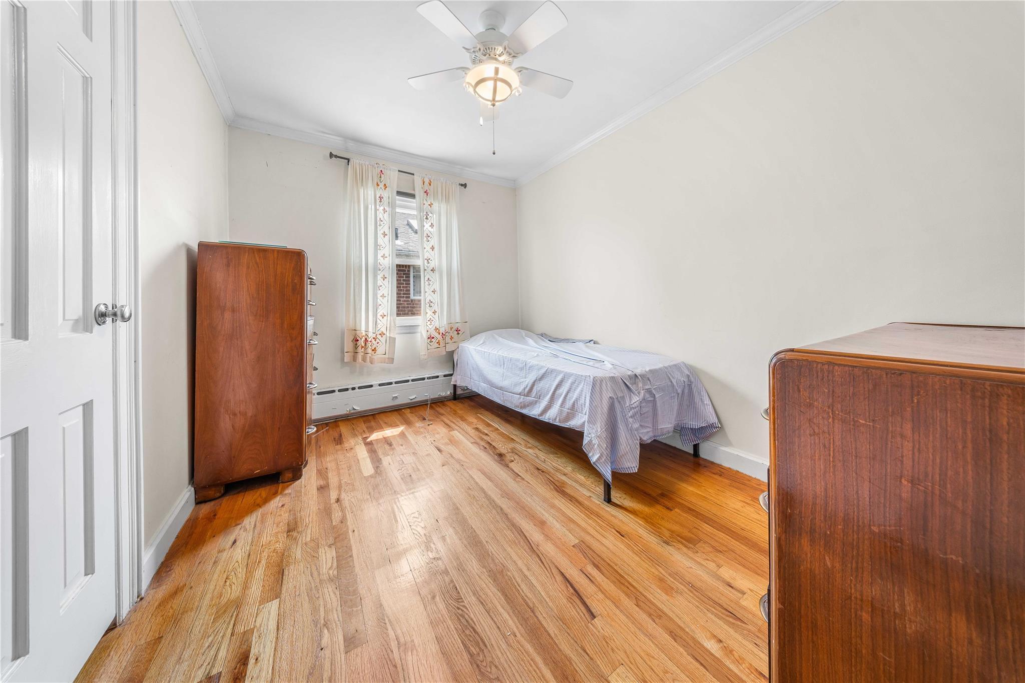 Single Family 11 Avenue  Queens, NY 11357, MLS-875211-8