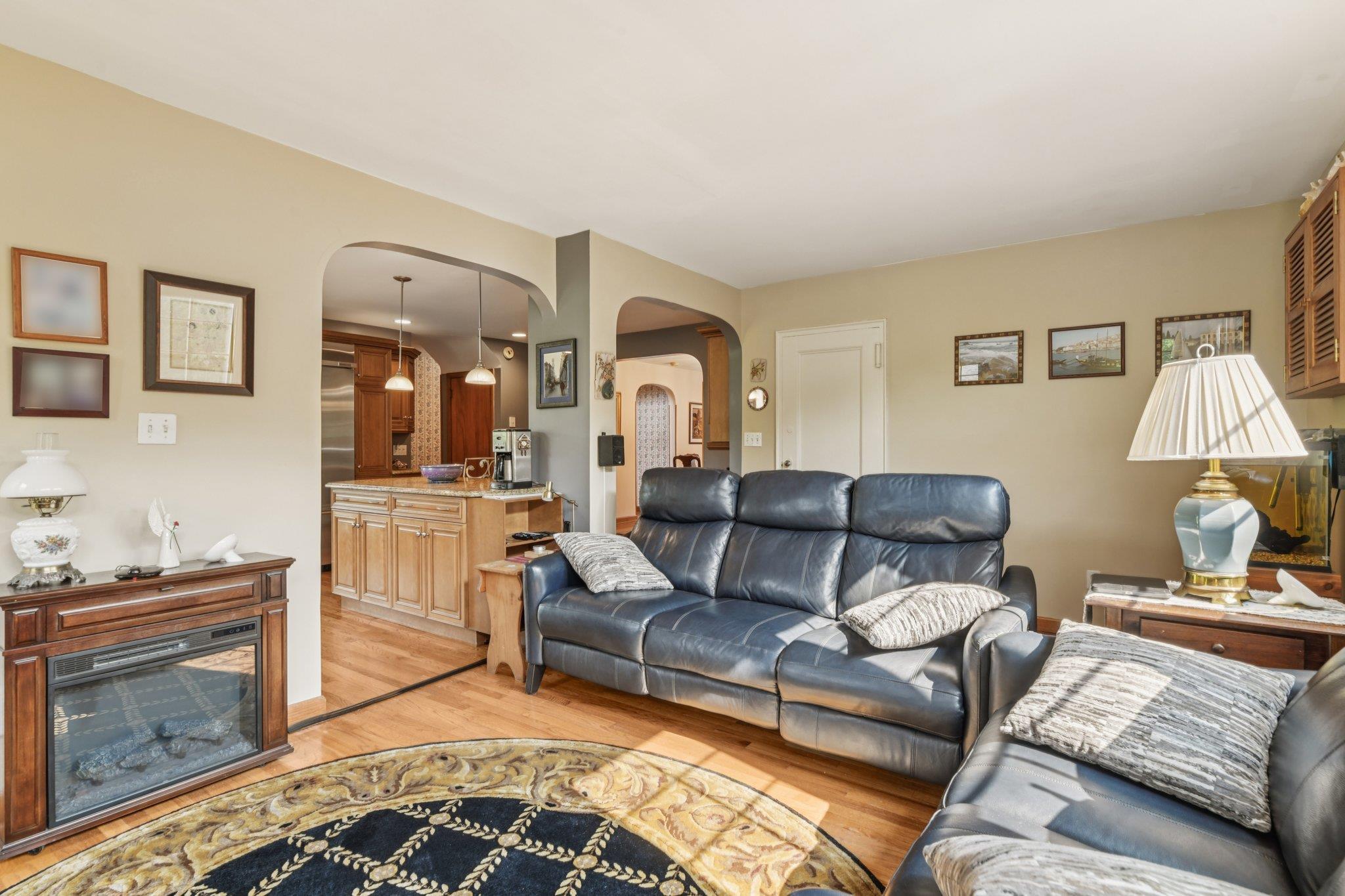Single Family Ogden  Nassau County, NY 11596, MLS-875219-15