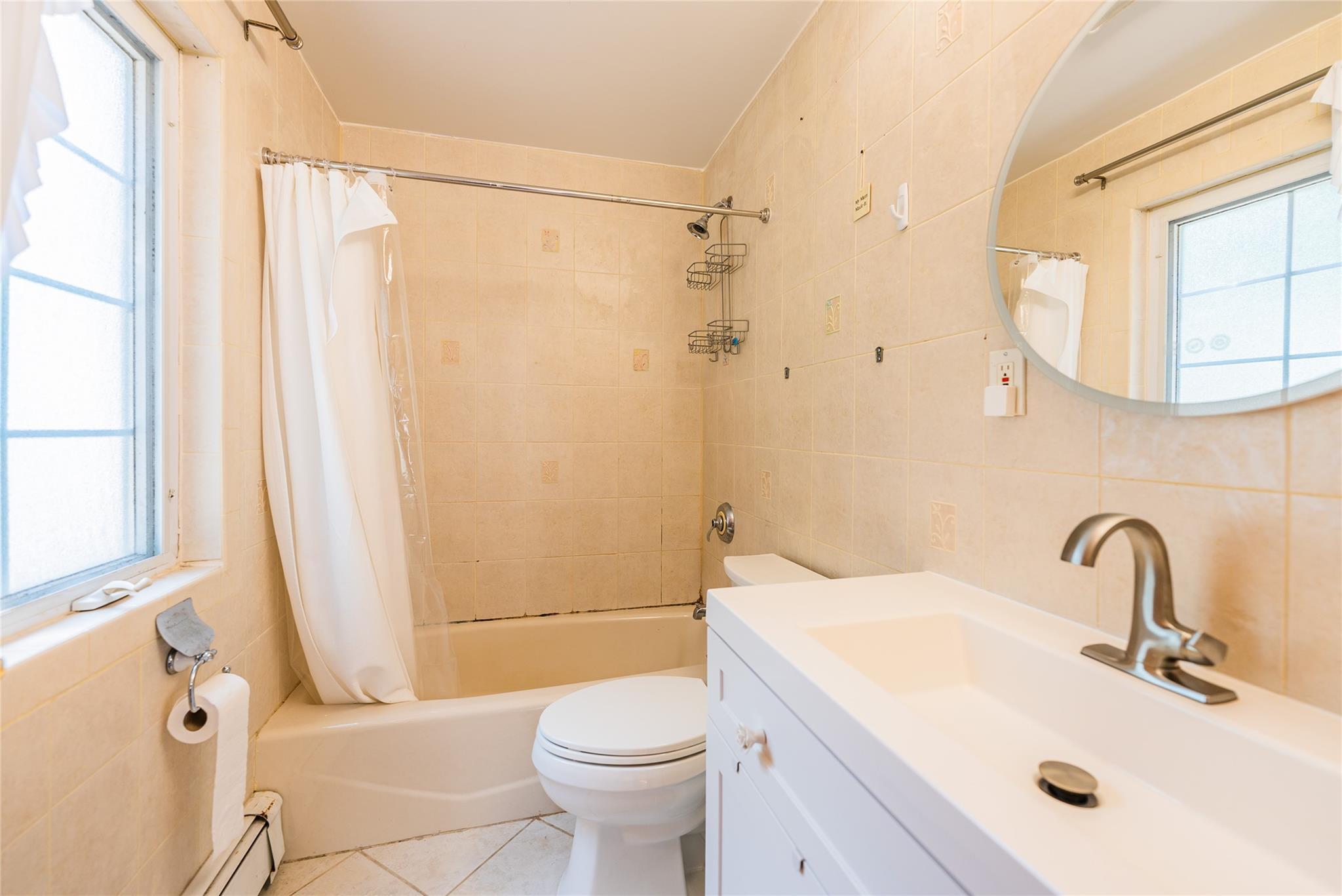 Single Family 21  Queens, NY 11357, MLS-875220-14