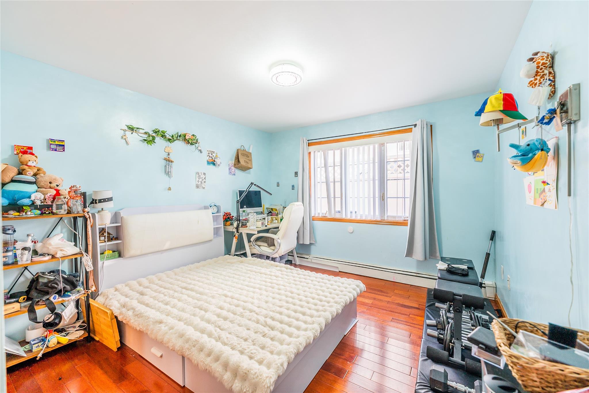 Single Family 21  Queens, NY 11357, MLS-875220-18
