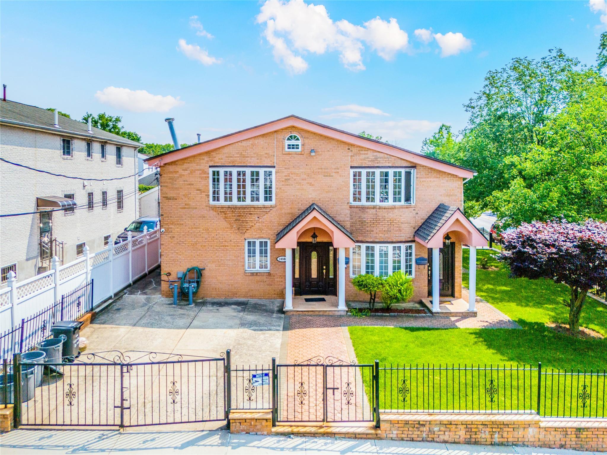 Single Family 21  Queens, NY 11357, MLS-875220-2
