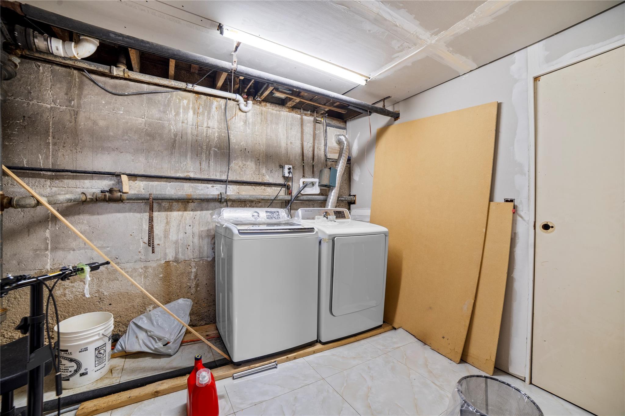 Single Family 22nd  Queens, NY 11357, MLS-875225-14