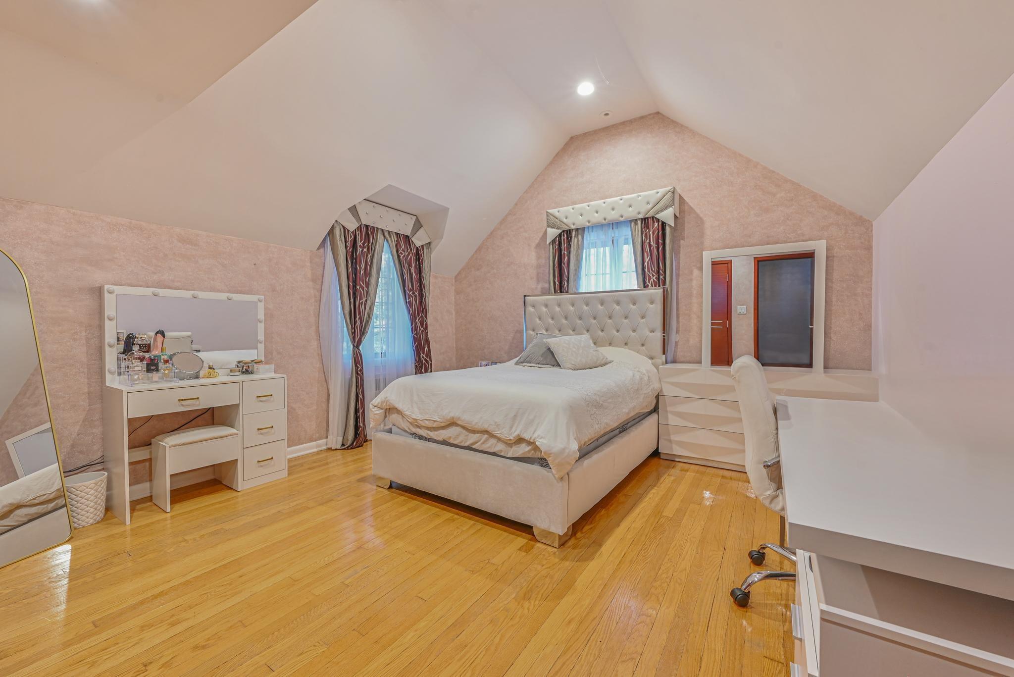 Single Family Chevy Chase  Queens, NY 11432, MLS-875239-23