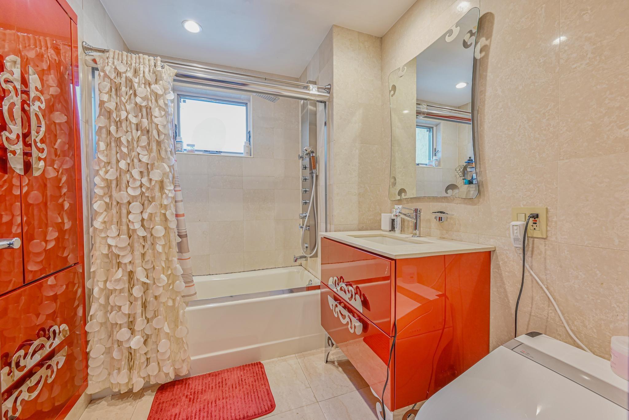 Single Family Chevy Chase  Queens, NY 11432, MLS-875239-24