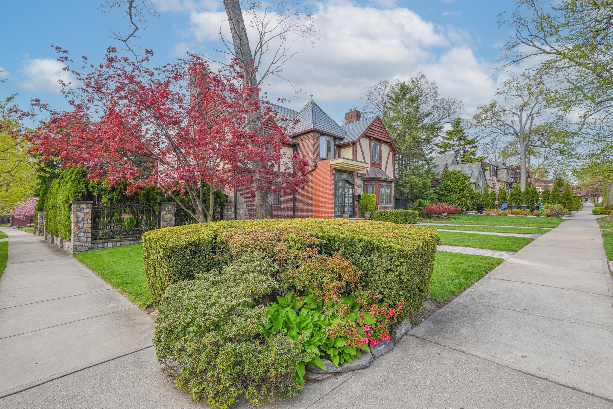 Single Family Chevy Chase  Queens, NY 11432, MLS-875239-4