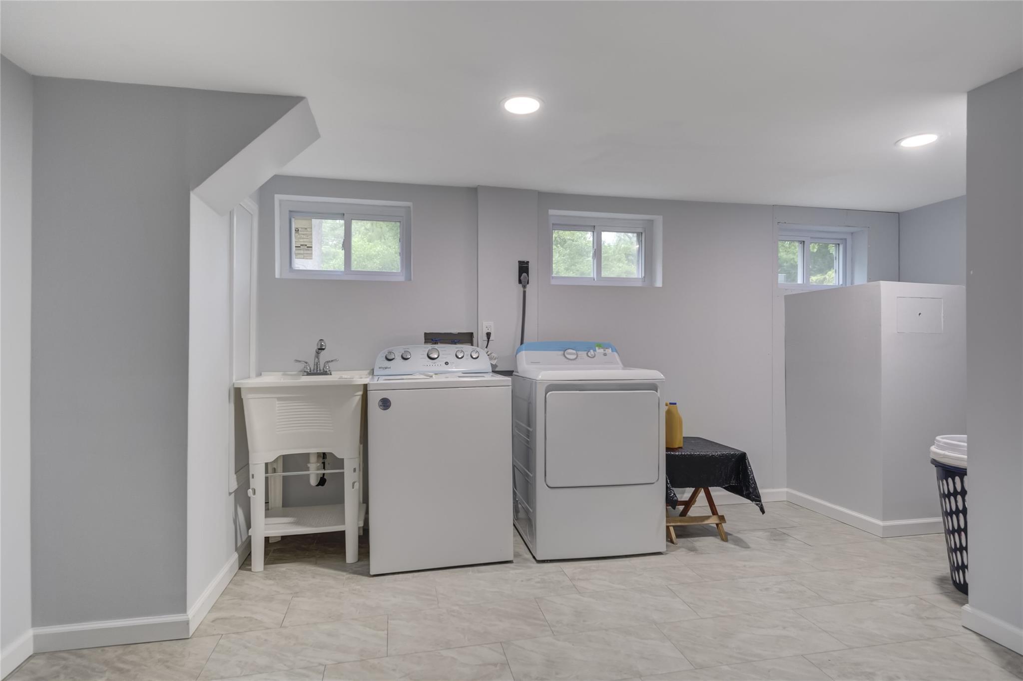 Single Family Searington  Nassau County, NY 11791, MLS-875249-18