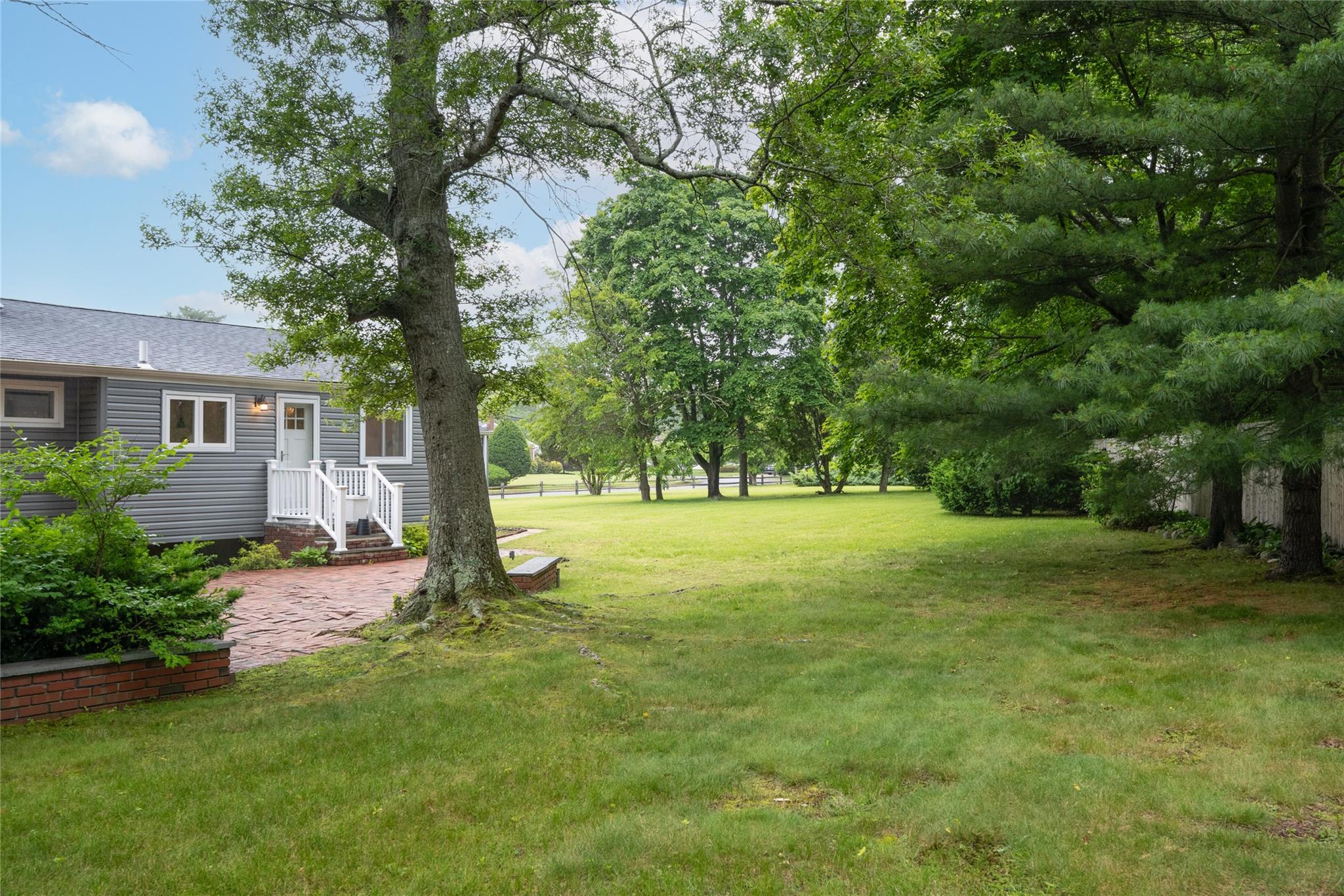 Single Family Searington  Nassau County, NY 11791, MLS-875249-23