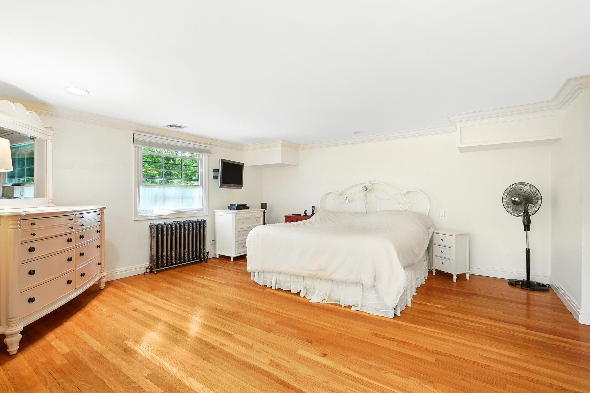 Single Family Park  Westchester County, NY 10604, MLS-875250-20