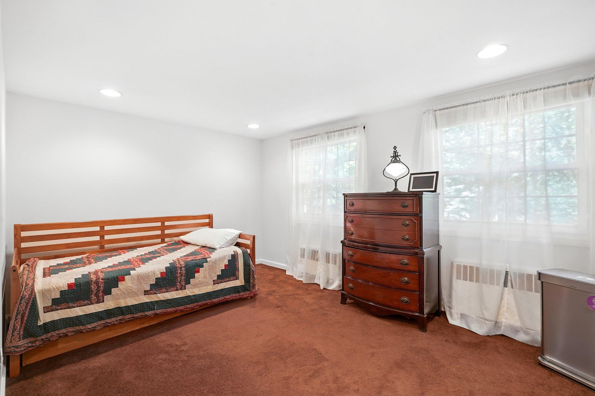 Single Family Park  Westchester County, NY 10604, MLS-875250-32