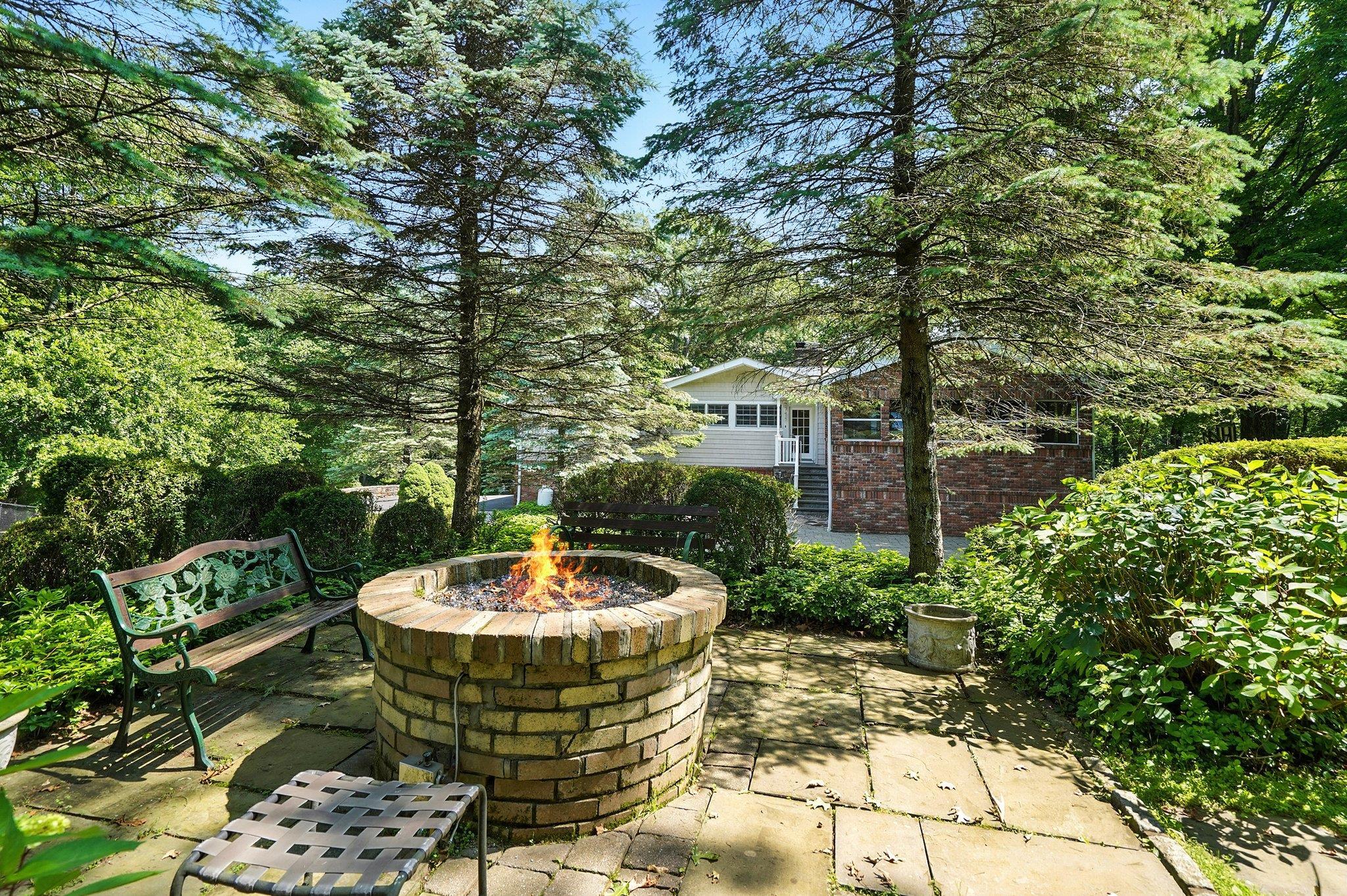 Single Family Park  Westchester County, NY 10604, MLS-875250-37