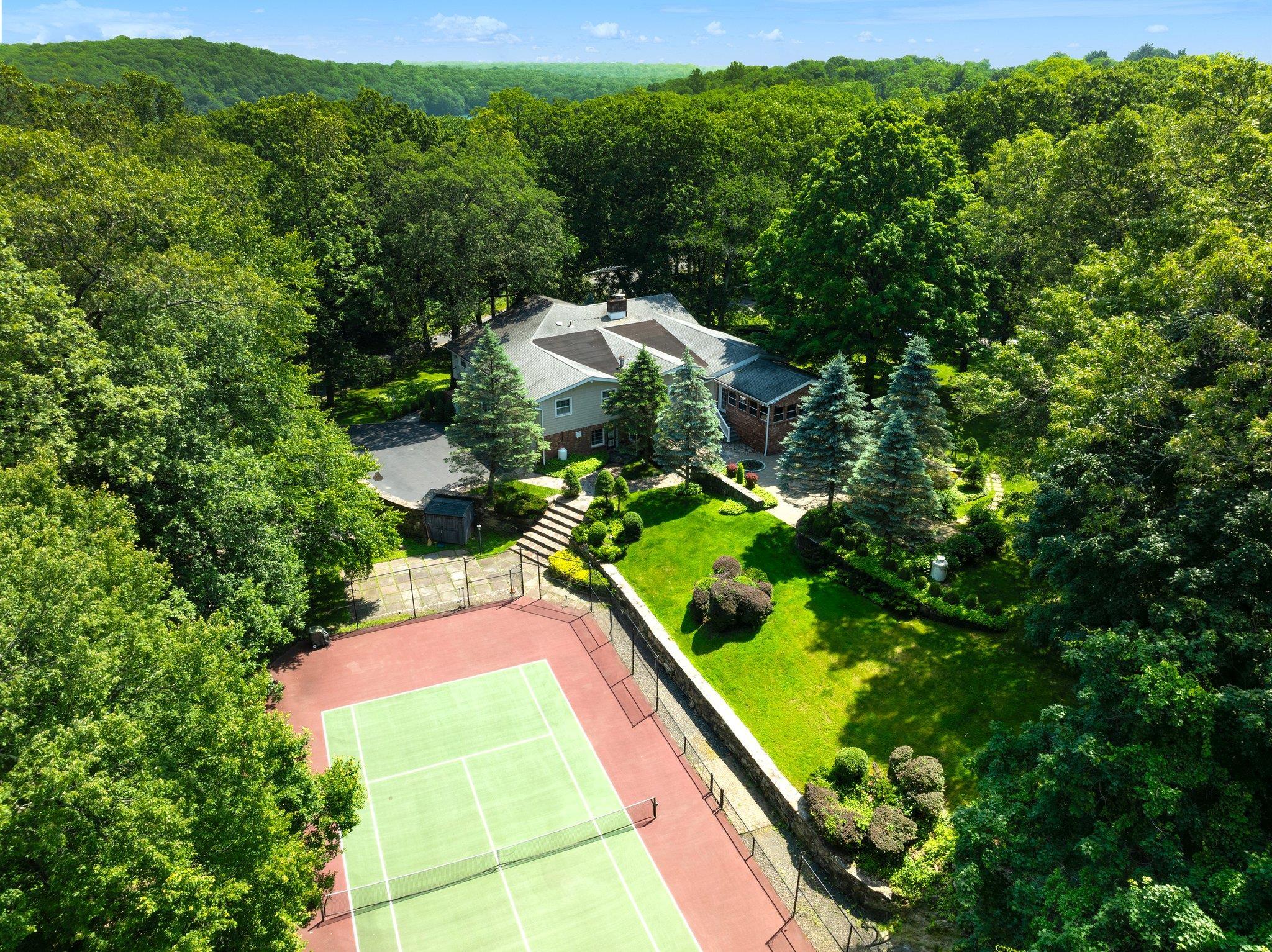 Single Family Park  Westchester County, NY 10604, MLS-875250-44