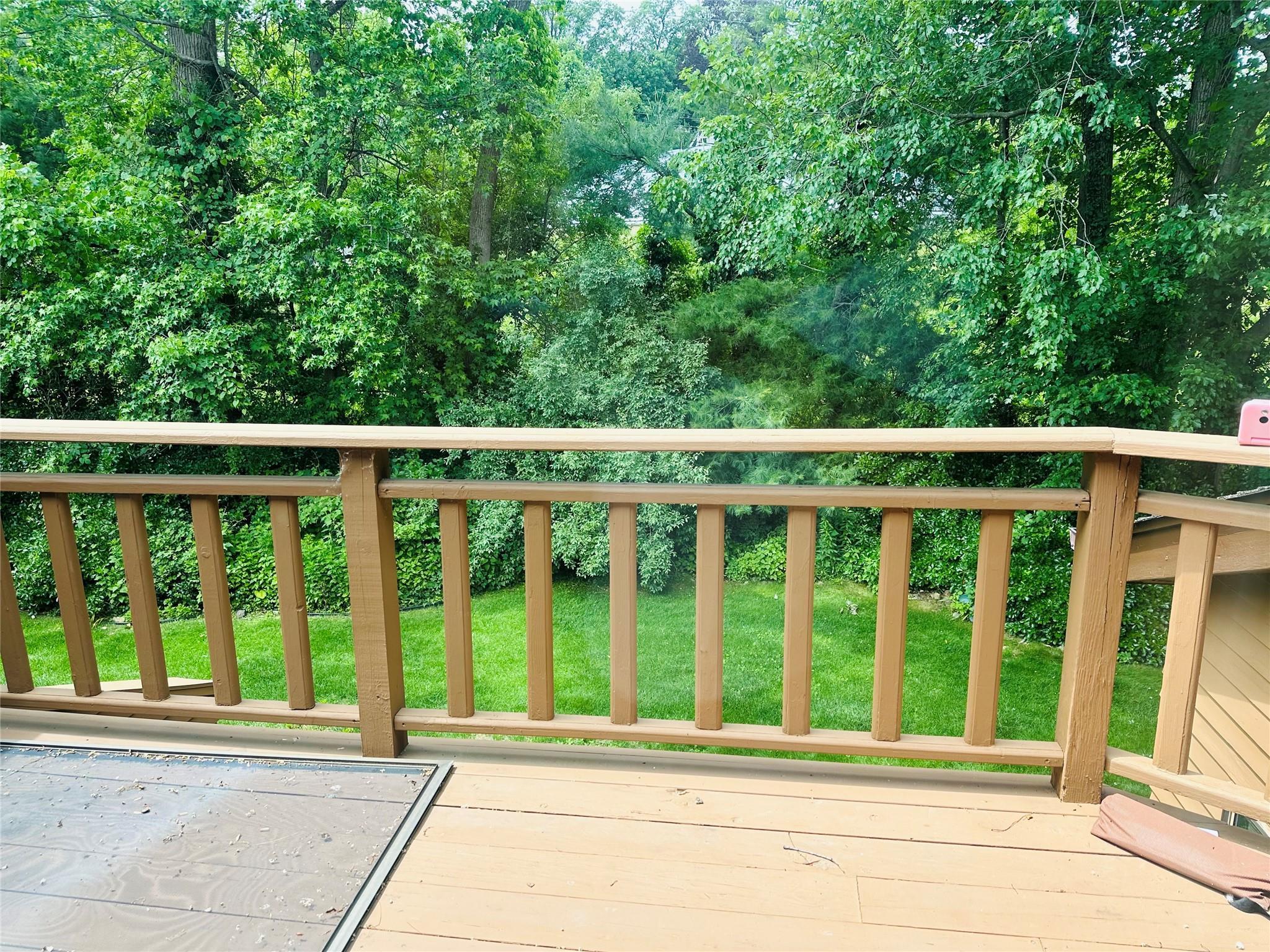 Condo Yale Drive  Nassau County, NY 11030, MLS-875255-19