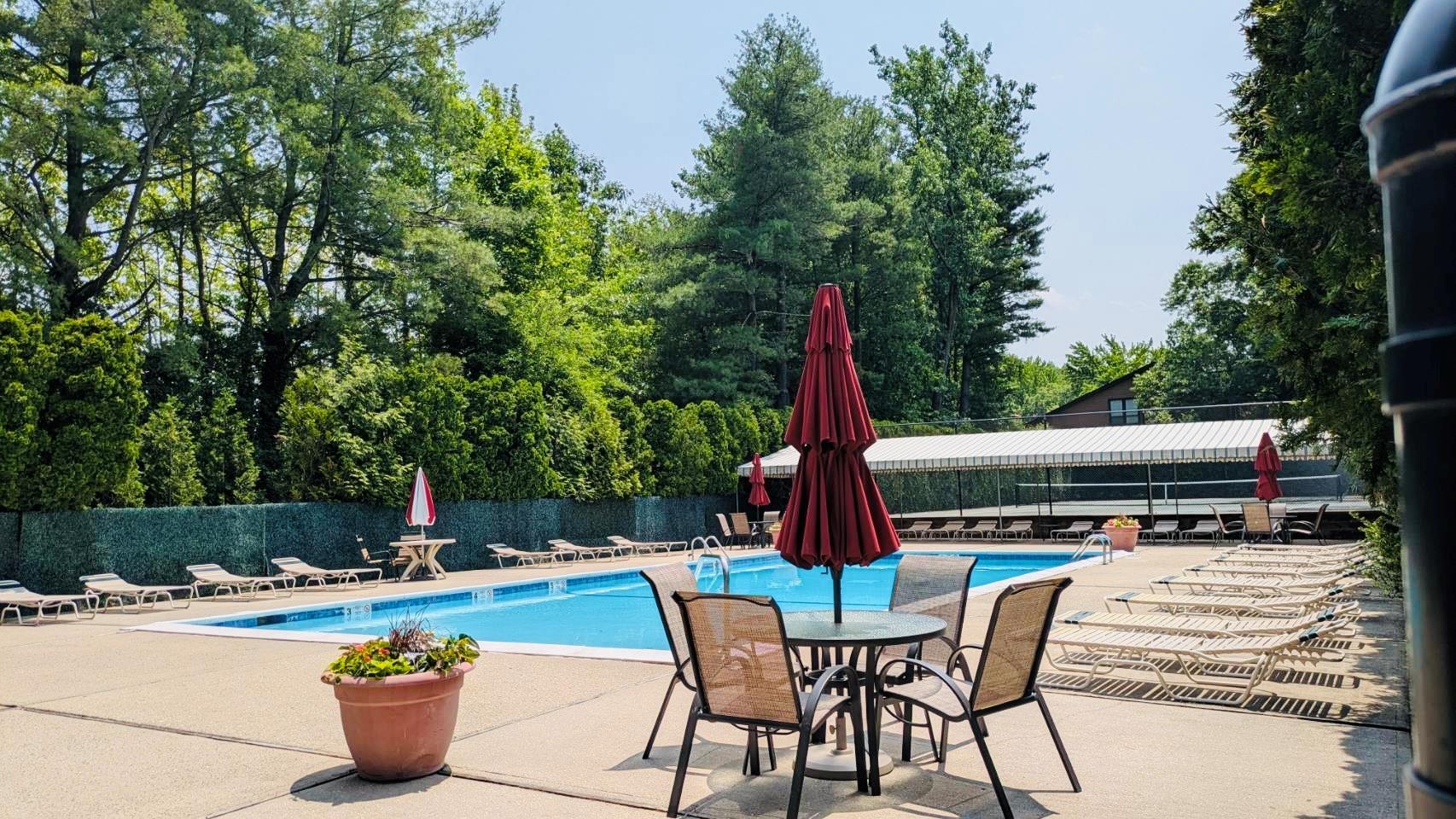 Condo Yale Drive  Nassau County, NY 11030, MLS-875255-21