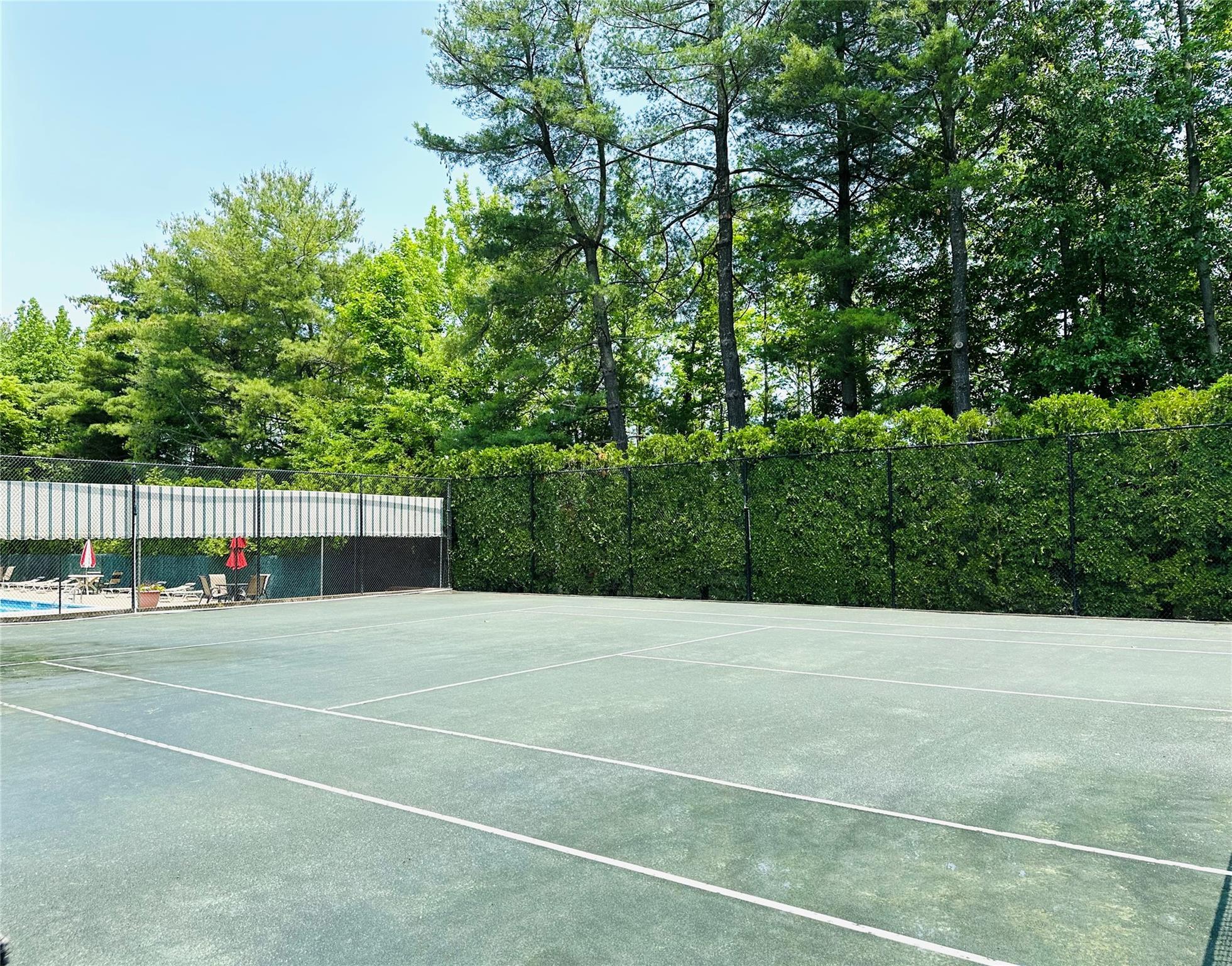 Condo Yale Drive  Nassau County, NY 11030, MLS-875255-22