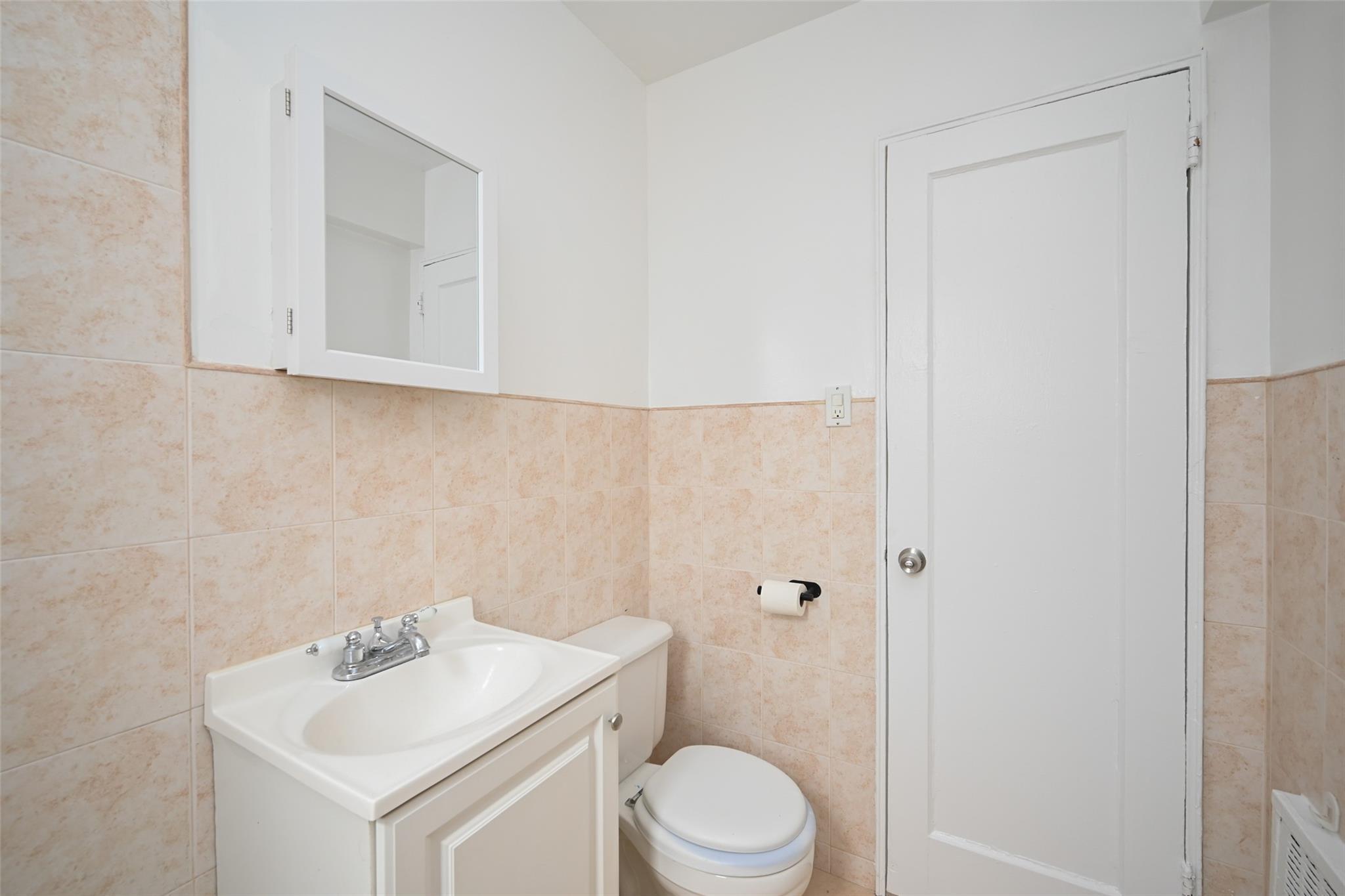 Single Family Parsons  Queens, NY 11357, MLS-875270-13