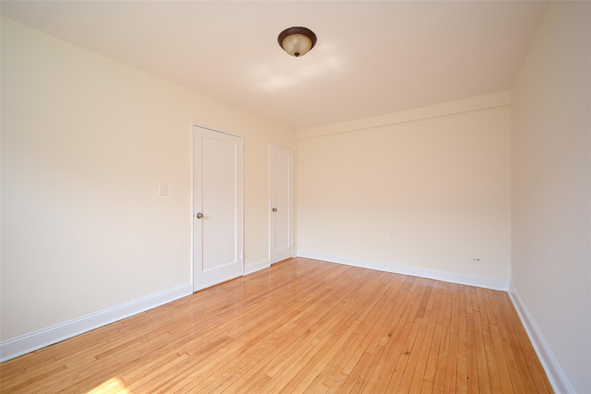 Single Family Parsons  Queens, NY 11357, MLS-875270-15